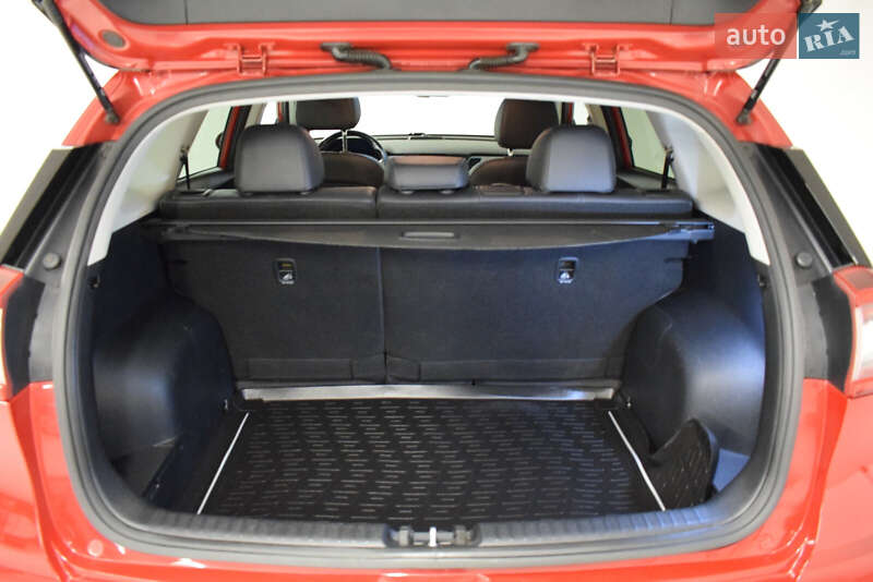 Позашляховик / Кросовер Kia Niro 2019 в Києві