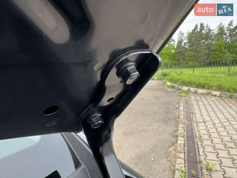 Позашляховик / Кросовер Kia Niro 2020 в Дубні