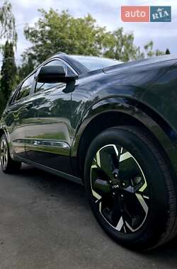 Внедорожник / Кроссовер Kia Niro 2023 в 
