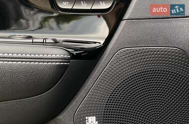 Позашляховик / Кросовер Kia Niro 2021 в 