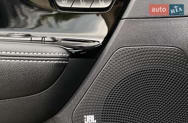 Позашляховик / Кросовер Kia Niro 2021 в 