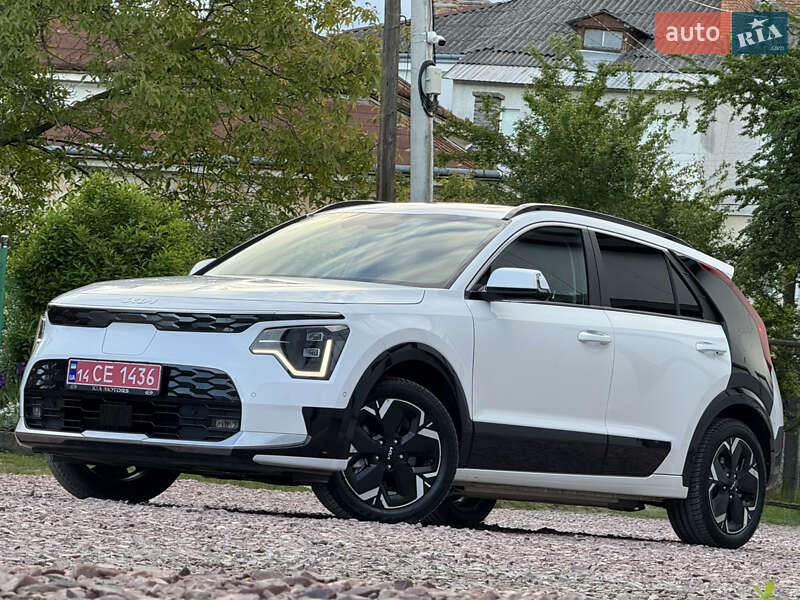 Позашляховик / Кросовер Kia Niro 2023 в Дрогобичі