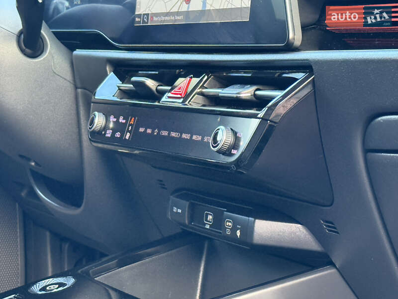 Позашляховик / Кросовер Kia Niro 2023 в Дрогобичі
