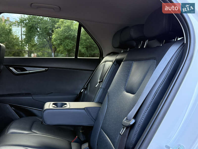 Позашляховик / Кросовер Kia Niro 2023 в Дрогобичі
