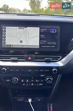 Внедорожник / Кроссовер Kia Niro 2020 в 