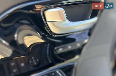 Внедорожник / Кроссовер Kia Niro 2019 в 