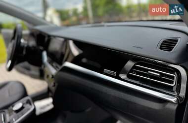 Внедорожник / Кроссовер Kia Niro 2021 в 