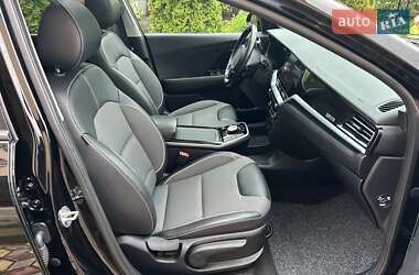 Внедорожник / Кроссовер Kia Niro 2022 в 