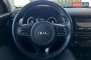 Внедорожник / Кроссовер Kia Niro 2020 в 