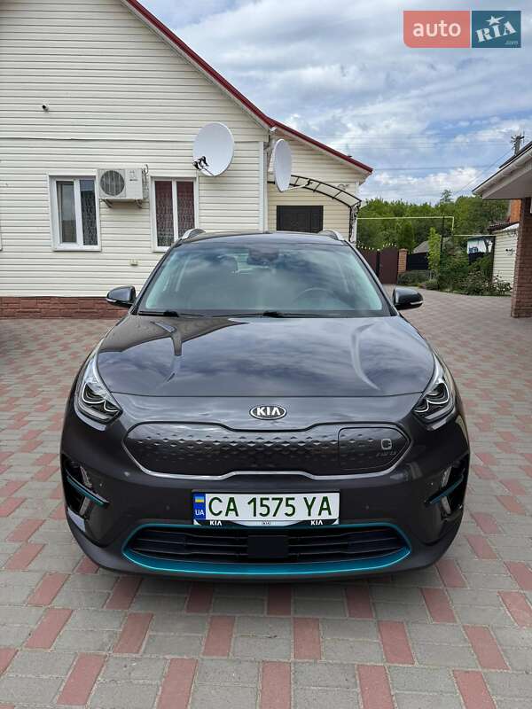 Внедорожник / Кроссовер Kia Niro 2019 в 