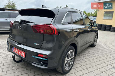 Внедорожник / Кроссовер Kia Niro 2021 в 