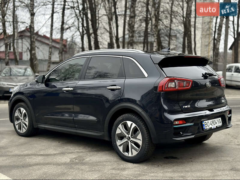 Внедорожник / Кроссовер Kia Niro 2019 в Тернополе