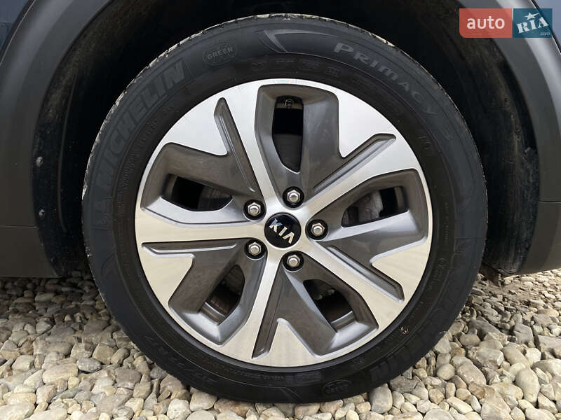 Внедорожник / Кроссовер Kia Niro 2021 в Львове