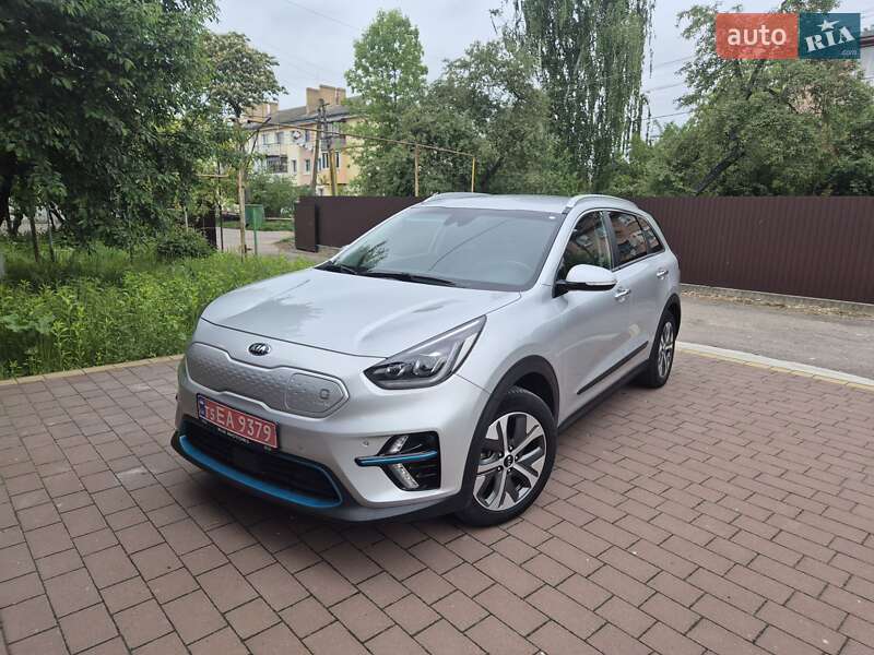 Внедорожник / Кроссовер Kia Niro 2019 в Дубно