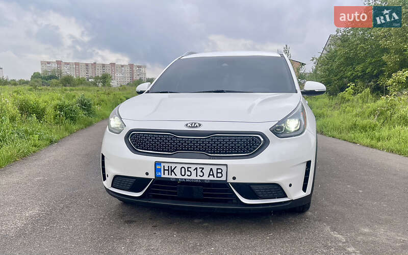 Внедорожник / Кроссовер Kia Niro 2017 в Ровно