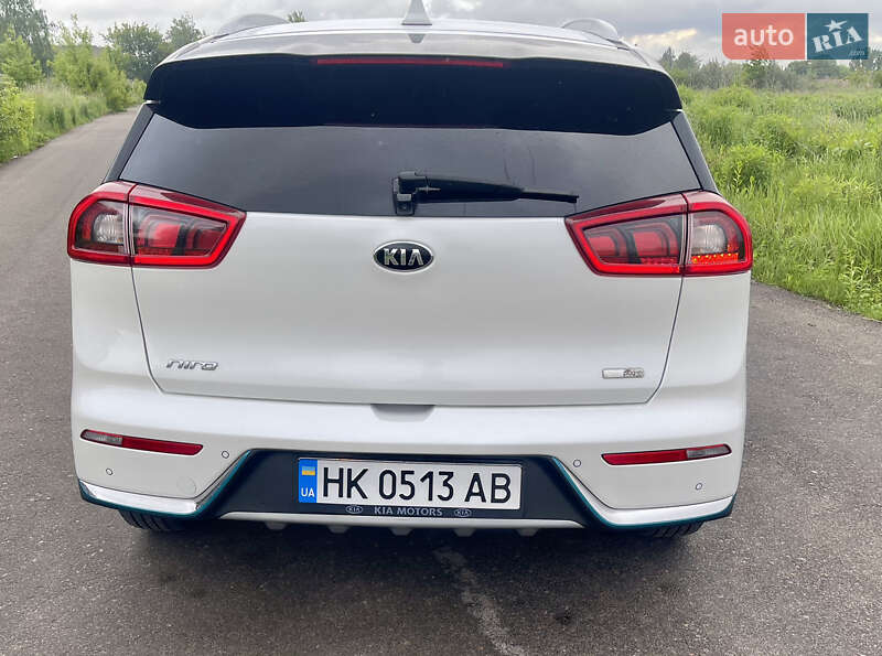 Внедорожник / Кроссовер Kia Niro 2017 в Ровно