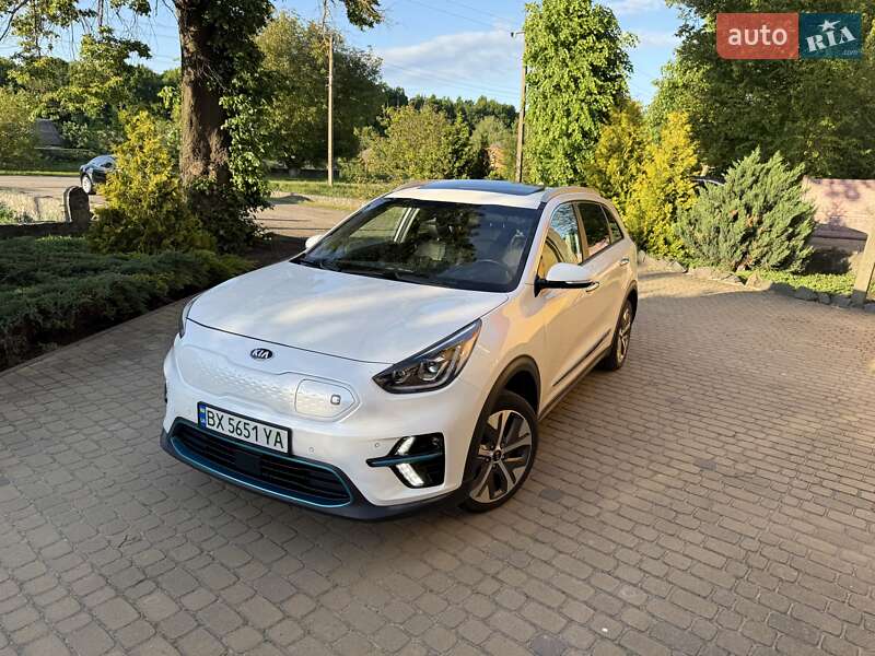 Внедорожник / Кроссовер Kia Niro 2020 в 