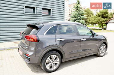 Позашляховик / Кросовер Kia Niro 2020 в 