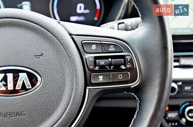 Позашляховик / Кросовер Kia Niro 2020 в 