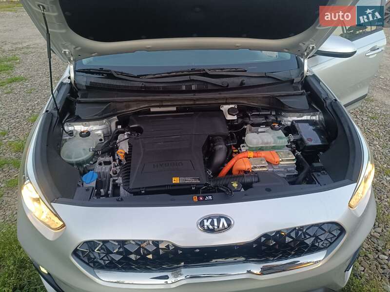 Внедорожник / Кроссовер Kia Niro 2020 в Черновцах фото 21 Внедорожник / Кроссовер Kia Niro 2020 в Черновцах