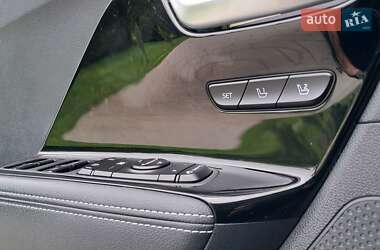 Позашляховик / Кросовер Kia Niro 2021 в 