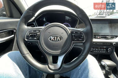 Внедорожник / Кроссовер Kia Niro 2020 в 
