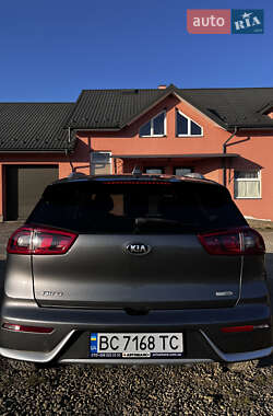 Внедорожник / Кроссовер Kia Niro 2016 в 