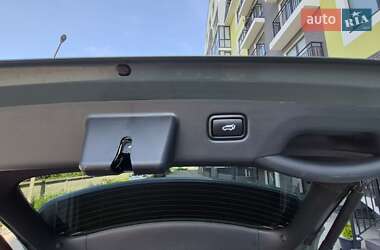 Позашляховик / Кросовер Kia Niro 2024 в 