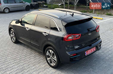 Внедорожник / Кроссовер Kia Niro 2019 в 