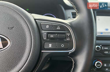 Внедорожник / Кроссовер Kia Niro 2019 в 