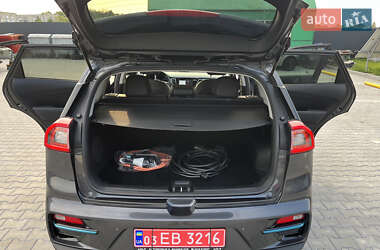 Внедорожник / Кроссовер Kia Niro 2019 в 