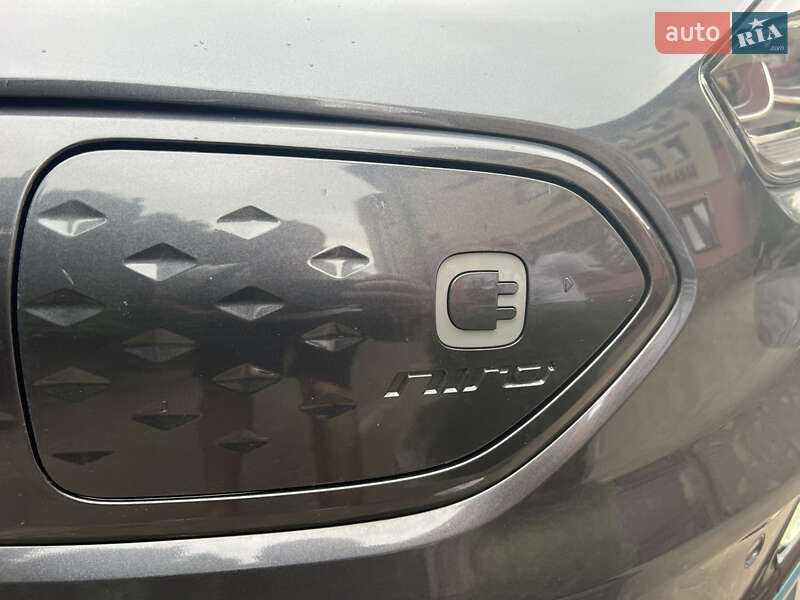 Позашляховик / Кросовер Kia Niro 2020 в Тернополі