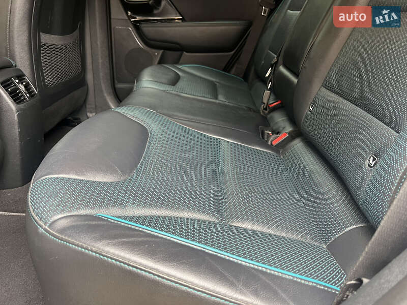 Позашляховик / Кросовер Kia Niro 2020 в Тернополі