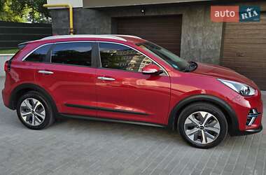 Внедорожник / Кроссовер Kia Niro 2020 в 