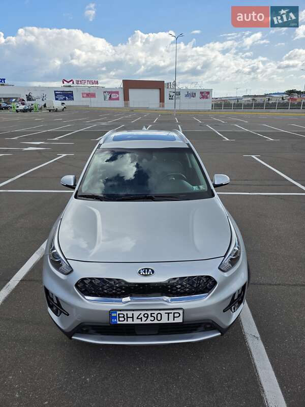 Позашляховик / Кросовер Kia Niro 2021 в Одесі фото 11 Позашляховик / Кросовер Kia Niro 2021 в Одесі