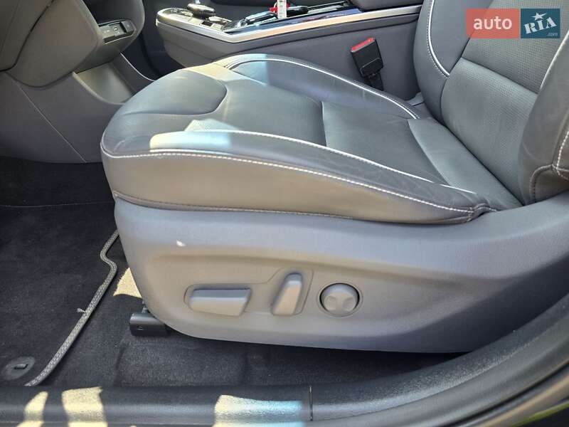 Внедорожник / Кроссовер Kia Niro 2019 в Ковеле