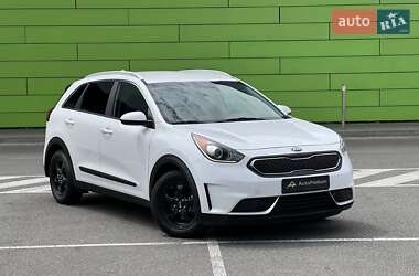 Позашляховик / Кросовер Kia Niro 2017 в Києві