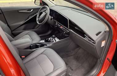 Внедорожник / Кроссовер Kia Niro 2023 в 