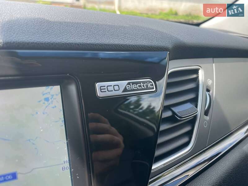Позашляховик / Кросовер Kia Niro 2019 в Рівному