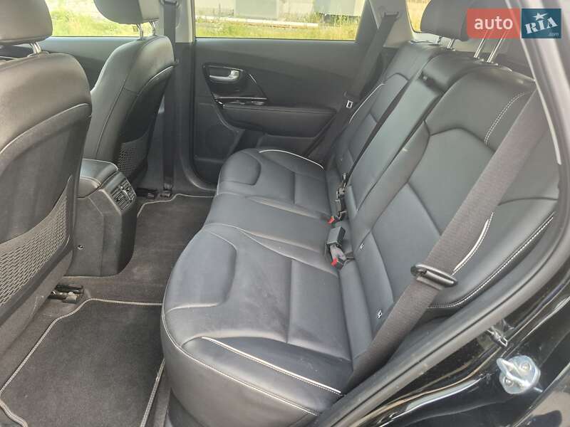 Позашляховик / Кросовер Kia Niro 2019 в Хмельницькому