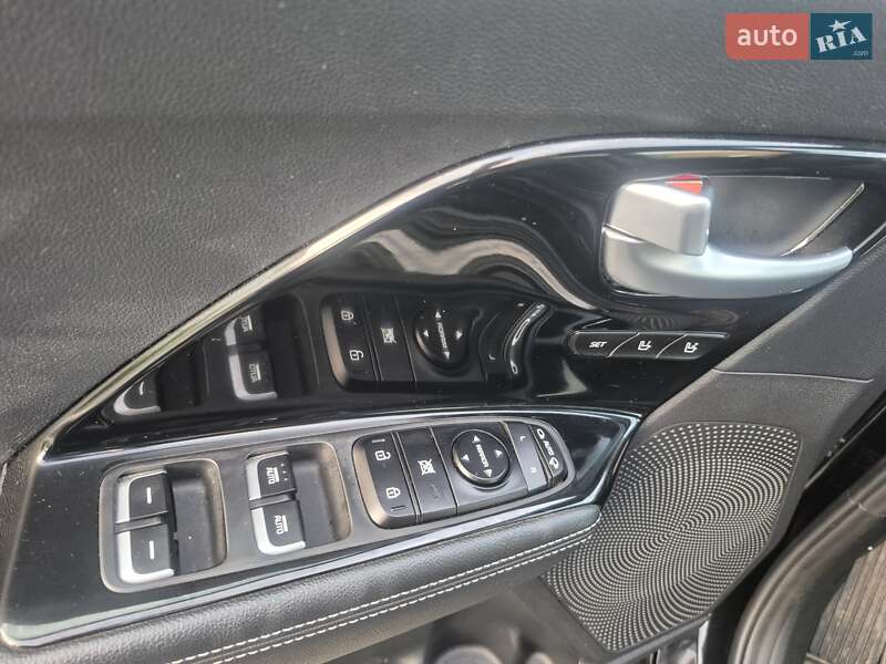 Позашляховик / Кросовер Kia Niro 2019 в Хмельницькому