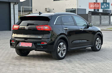 Позашляховик / Кросовер Kia Niro 2019 в 