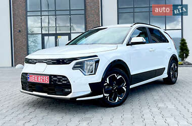 Позашляховик / Кросовер Kia Niro 2023 в Тернополі
