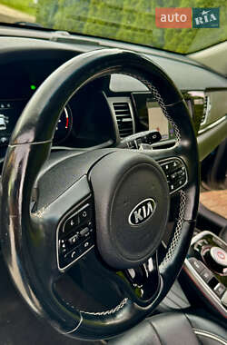 Внедорожник / Кроссовер Kia Niro 2019 в 