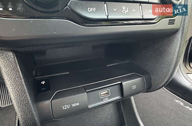 Внедорожник / Кроссовер Kia Niro 2019 в 
