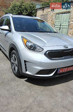Внедорожник / Кроссовер Kia Niro 2018 в Казатине