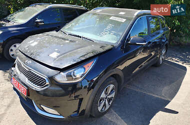 Позашляховик / Кросовер Kia Niro 2017 в Здолбуніві