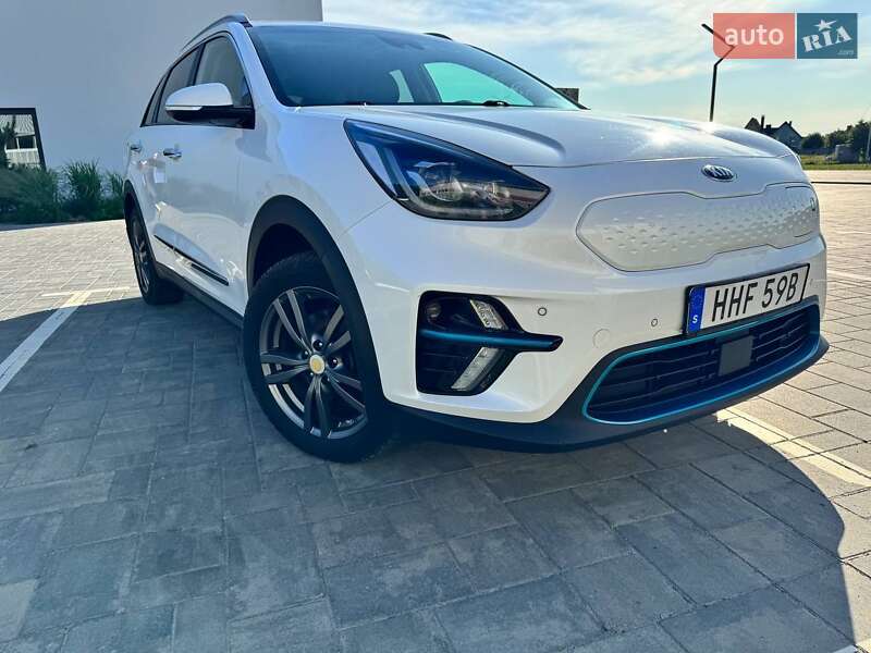 Позашляховик / Кросовер Kia Niro 2021 в 
