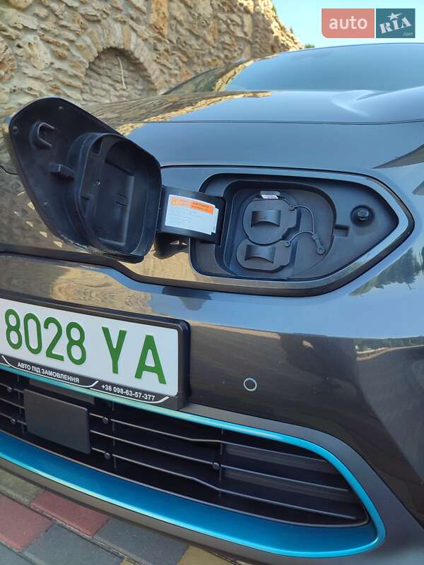 Внедорожник / Кроссовер Kia Niro 2020 в Ровно фото 11 Внедорожник / Кроссовер Kia Niro 2020 в Ровно