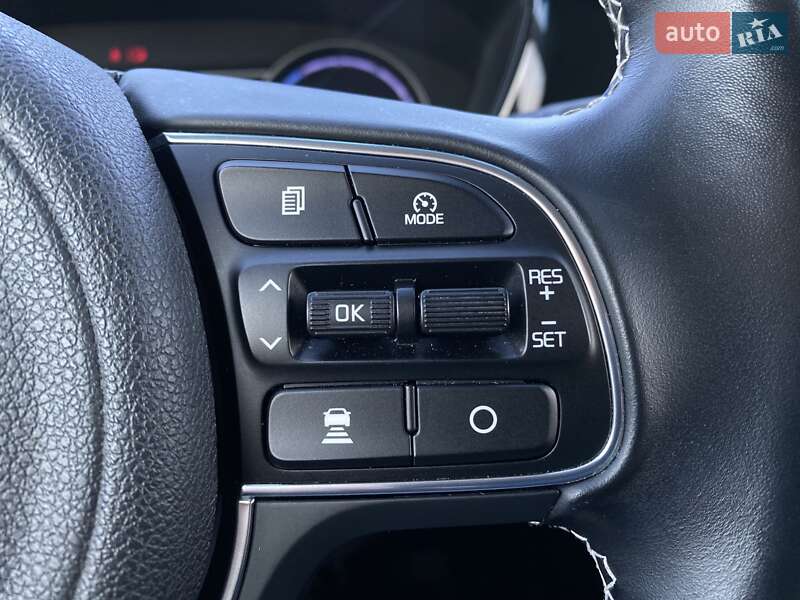 Внедорожник / Кроссовер Kia Niro 2020 в Львове